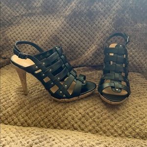 Delicious 3inch heels